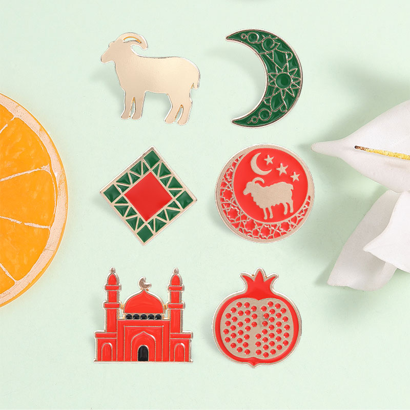 Broches en émail sur le thème  - Al Ain Jewelry & Watches Exhibition 2025 avis et prix
