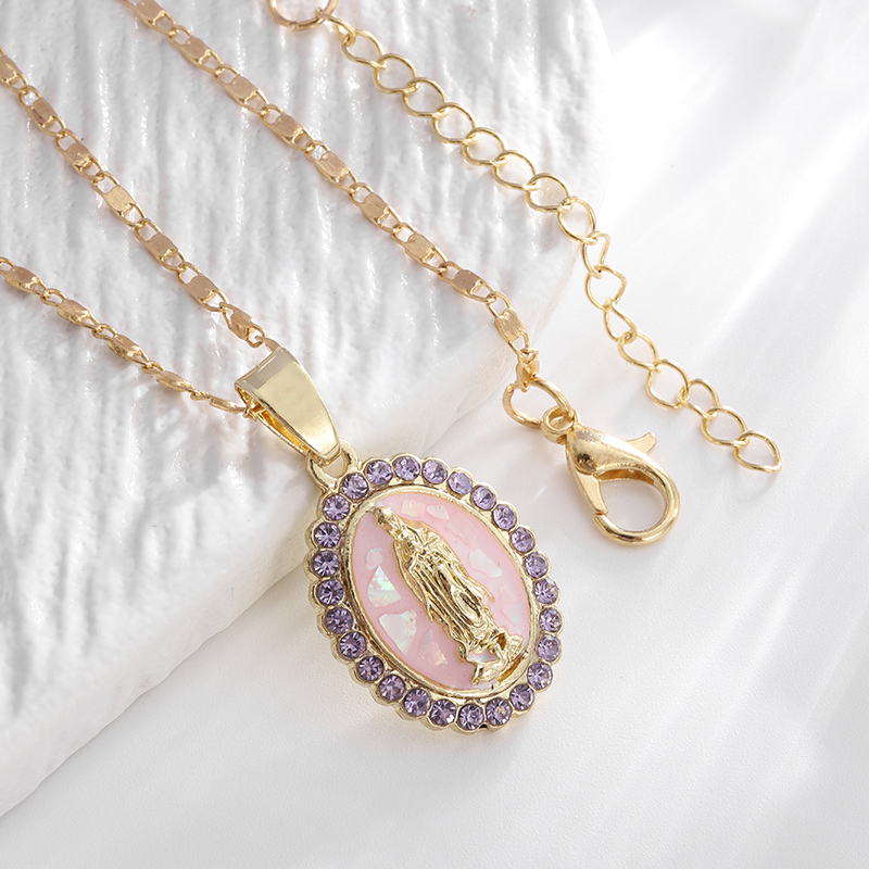 Ensemble de statues catholique - Al Ain Jewelry & Watches Exhibition 2025 avis et prix